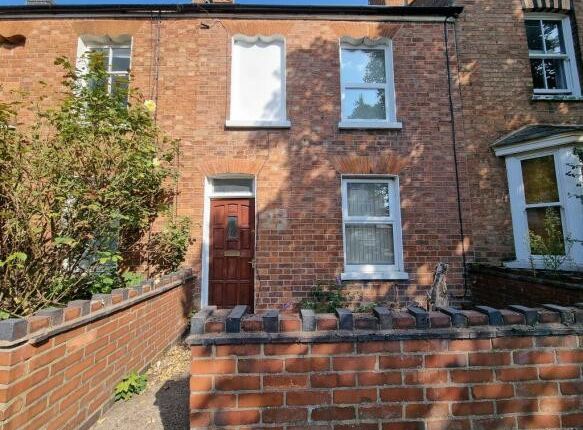 Terraced house to rent in Grove Place, Leamington Spa, Warwickshire