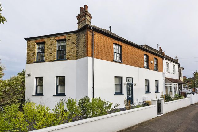 2 Bed Flat For Sale In Camden Road Walthamstow London E17 Zoopla
