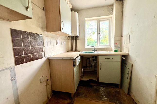 22 Harvey Lodge,, Harvey Road, Surrey photo 3