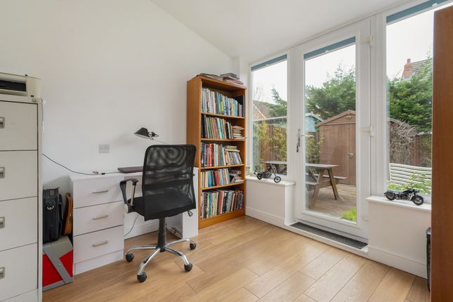 26 Thistle Drive, Whitstable photo 4