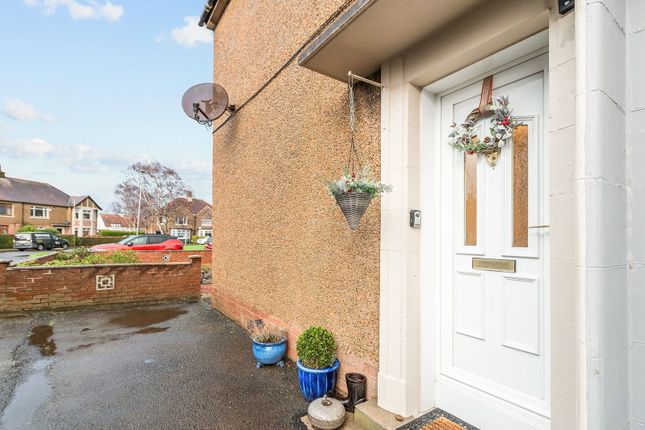 21, Elizabeth Avenue, Grangemouth photo 2