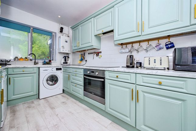 56, St Johns Court, St. Albans photo 2