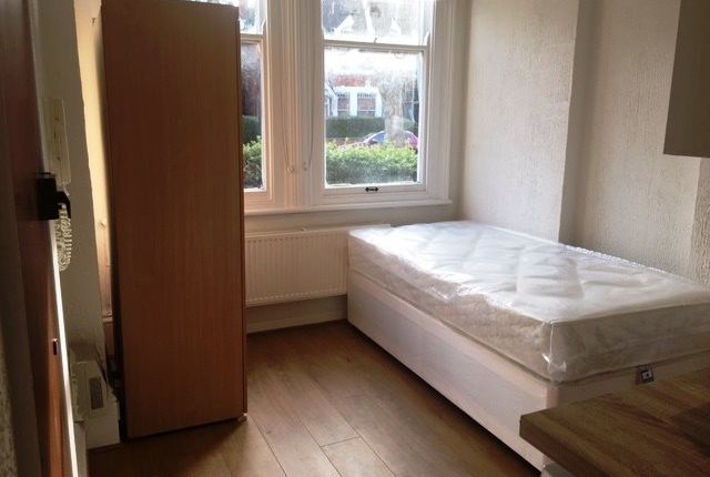 3@26, Teignmouth Road, Brondesbury Park photo 2