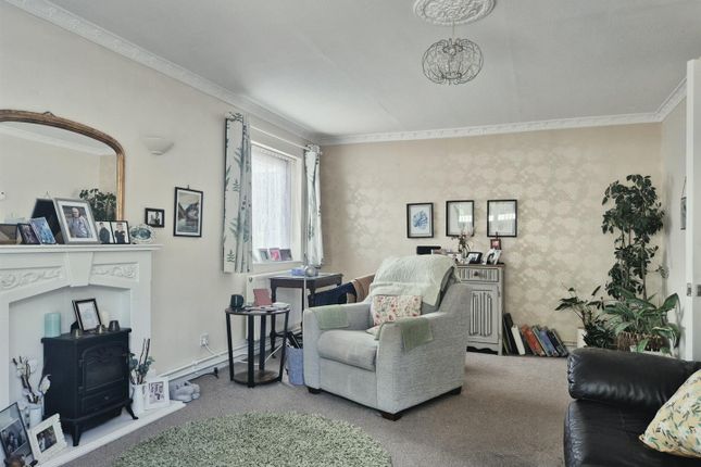 Flat 8 Munscroft Court, 32, Montpelier, Weston-Super-Mare photo 2