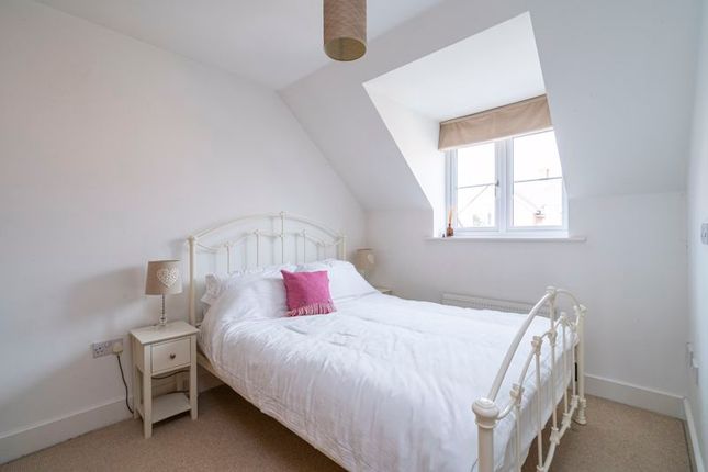 Terraced house for sale in Findlay Mews, Marlow