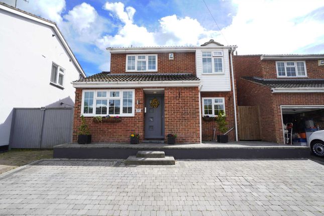Thumbnail Detached house for sale in Hawthorne Gardens, Hockley