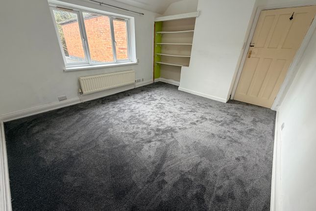 19A, Lichfield photo 3