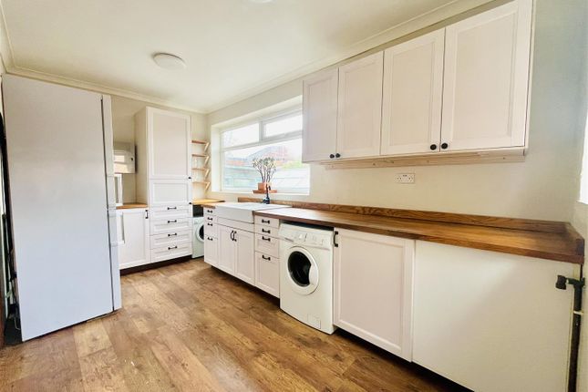 3, Mullion Drive, Altrincham photo 3