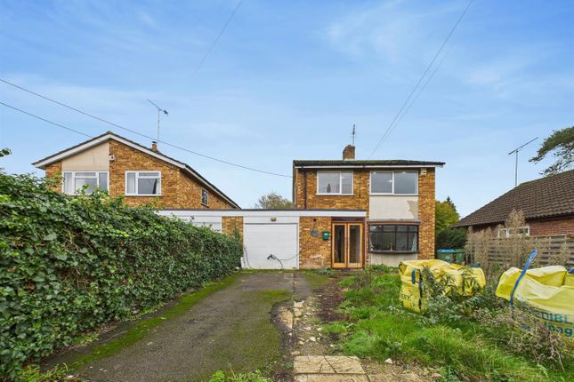 3-bed detached on 15, Burcott Lane, Aylesbury, £625,000