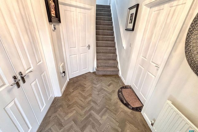 31, Dunnock Place, Newcastle upon Tyne photo 4