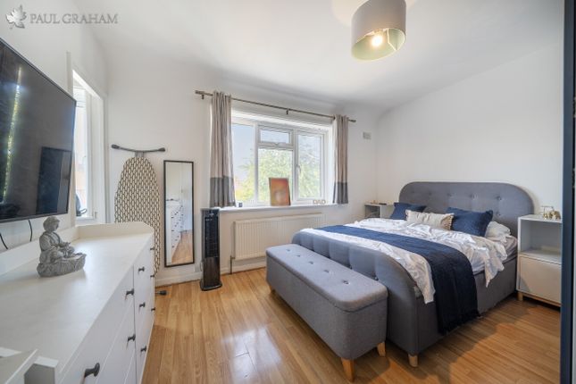 7, Thornton Road, Carshalton photo 4