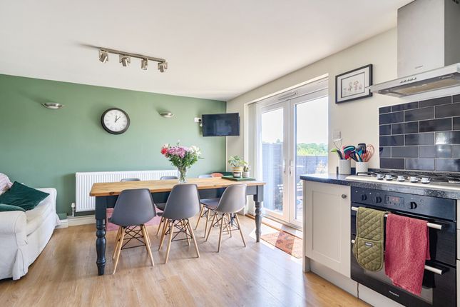 29 Rydal Drive, Tunbridge Wells photo 4