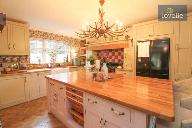 Oak Lodge, Carlton Road, Manby photo 3