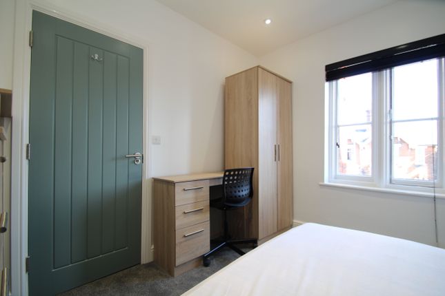 Shared accommodation to rent in Military Road, Colchester