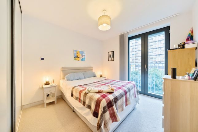Flat for sale in French Yard, Bristol, Somerset