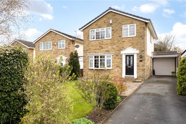 Detached house for sale in St. Johns Close, Aberford, Leeds, West Yorkshire