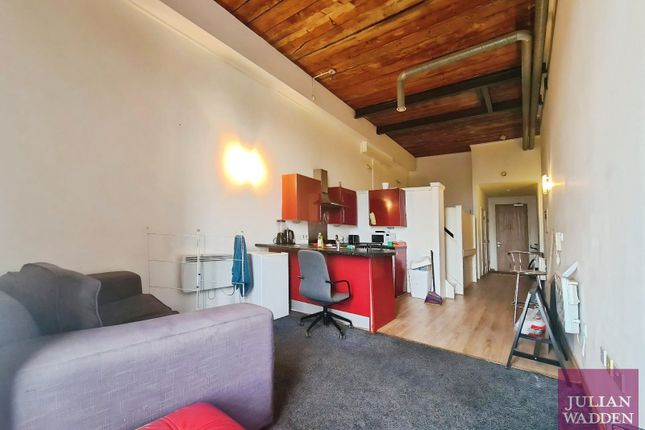 Flat 102, Victoria Mill, Reddish photo 3