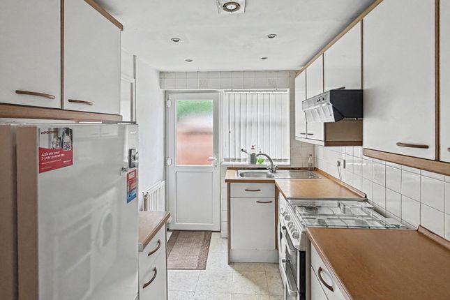 22, Bradshaw Street, Widnes photo 2