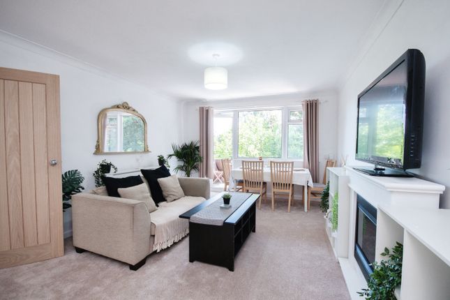 Flat for sale in Redhill Drive, Bournemouth