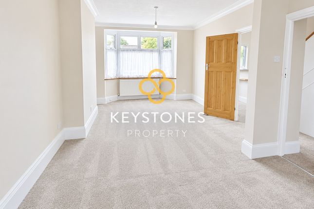 20, Radnor Crescent, Ilford photo 2