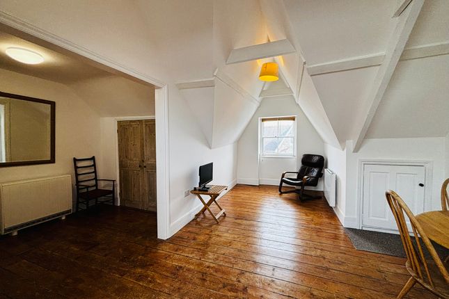 Top Flat, 39, Morrab Road, Penzance photo 2