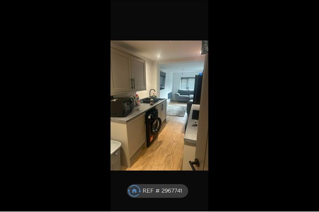 Chantry Lane, Grimsby photo 5