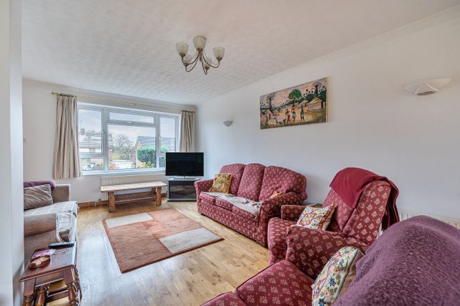 110, Carver Hill Road, Buckinghamshire photo 2