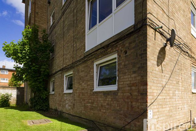 Thumbnail Flat for sale in Scarborough Walk, Corby