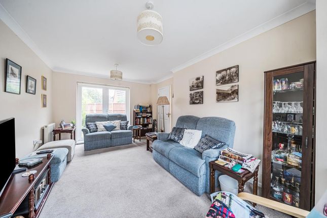 3 HEMLOCK CLOSE, Hemlock Close, Aylesbury photo 4