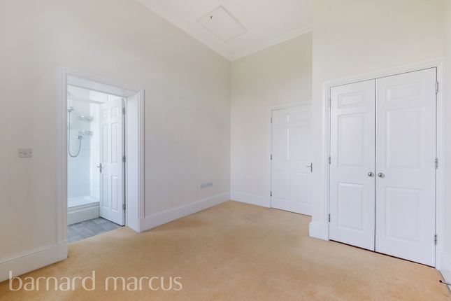 Flat to rent in Eastman Way, Epsom