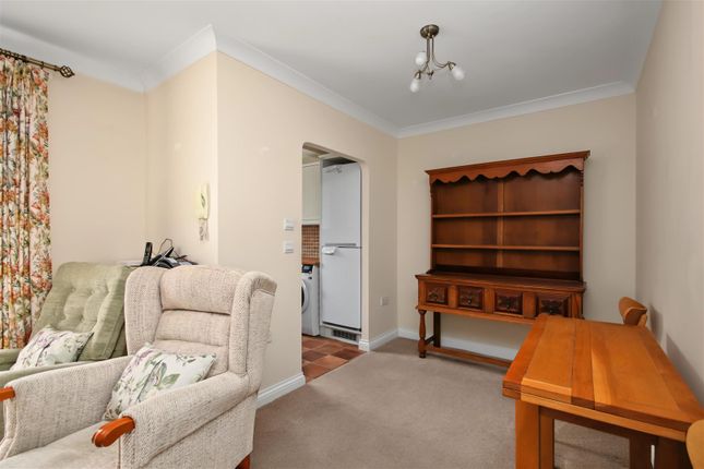 Rectory Road, Rushden photo 4