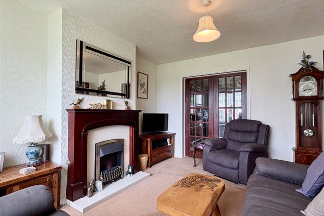 38, Hewitt Avenue, Hereford photo 2