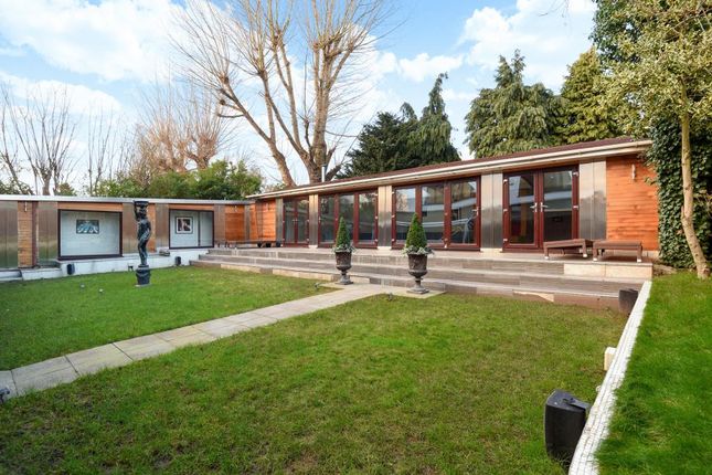 15 BEECHWOOD AVENUE, Beechwood Avenue, London photo 2