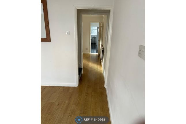 Britton St, Gillingham photo 5