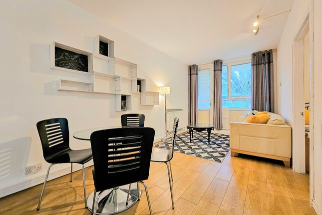 28, Clarence Gardens, London photo 2