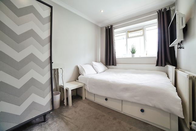 Flat for sale in The Sandhills, London