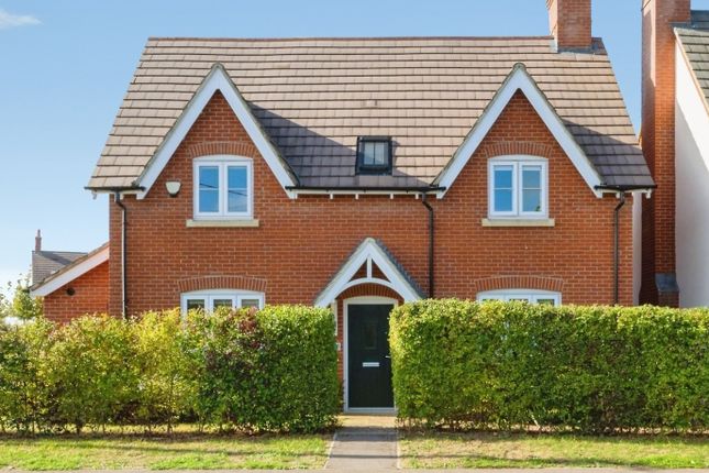 4-bed detached on Worlds End Lane, AYLESBURY, £825,000