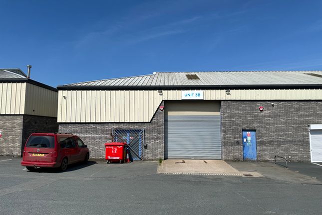 Warehouse to let in East Lakes Business Park, Penrith