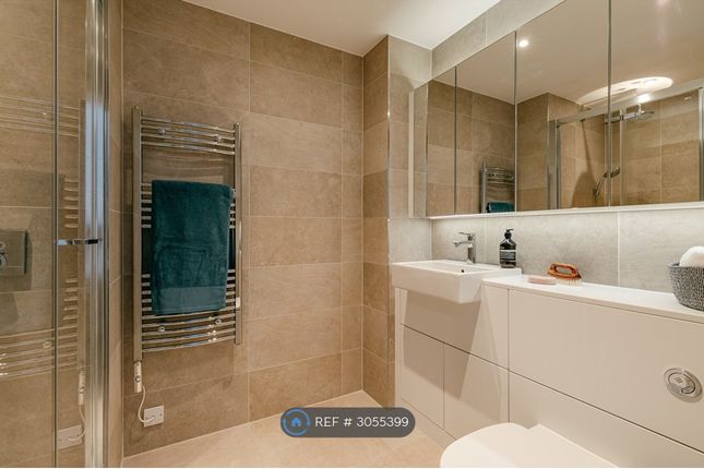 Bed Apartment, Berkshire House Queen Street, Maidenhead photo 3