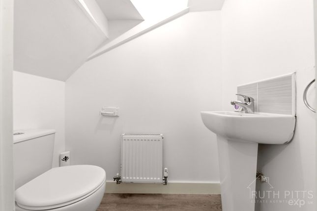 53, Madison Walk, Pontefract photo 4