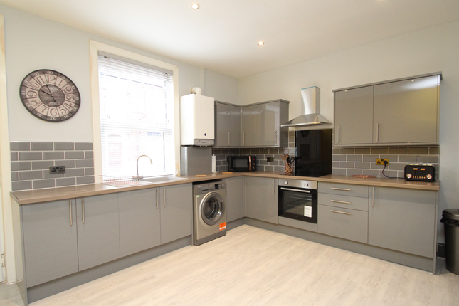 11, Nowell Crescent, Leeds photo 5