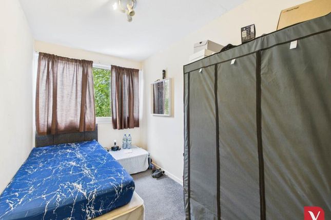 25, Mentieth Close, Bletchley photo 5