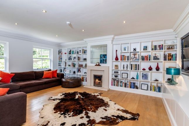 Cresta,, Queens Hill Rise, Berkshire photo 5