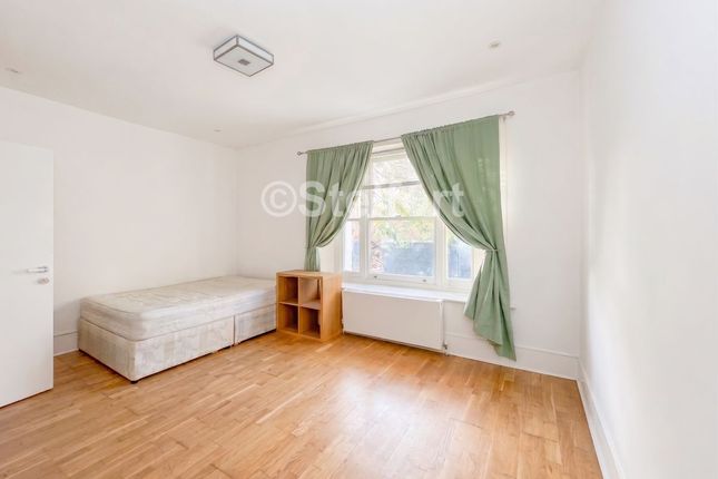48a Hillmarton Road, London photo 2