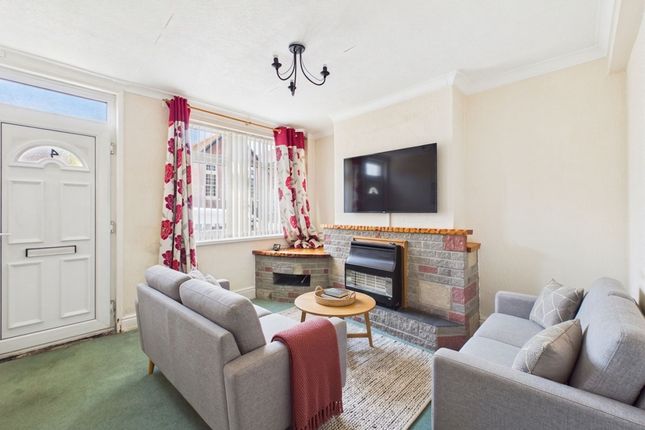 4 Albion Road, Sutton-In-Ashfield photo 2