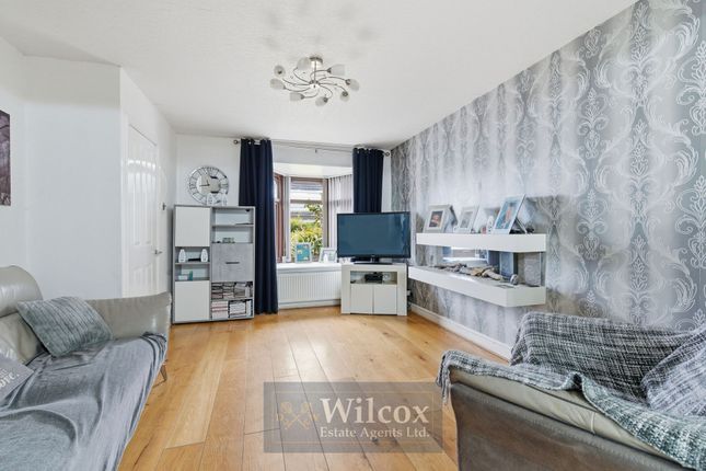 2 Widcombe Drive, Bolton photo 2