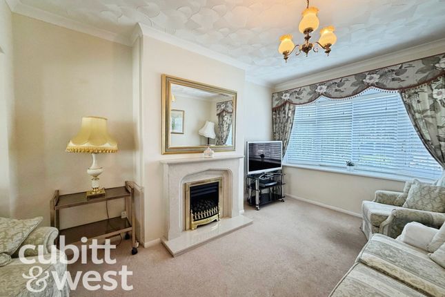 7, Aldsworth Gardens, Portsmouth photo 2