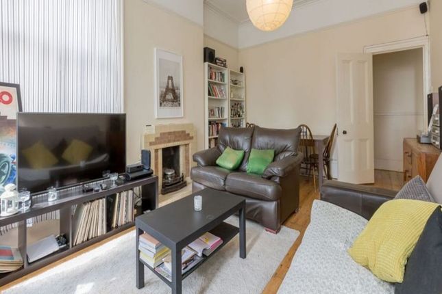Thumbnail Flat to rent in Linden Mansions, Hornsey Lane, Highgate
