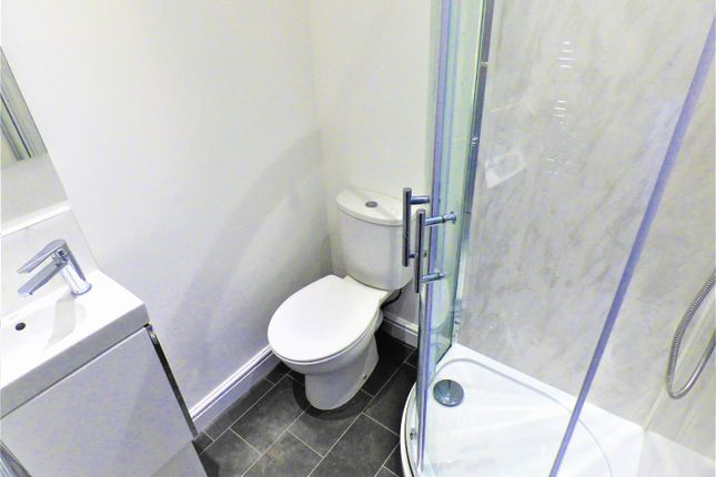 Room 5, 99, Douglas Road, Birmingham photo 4
