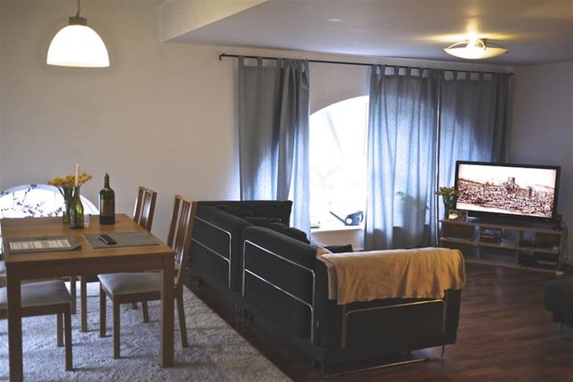 14 Renovation, Woolwich Manor Way North Woolwich, London photo 2
